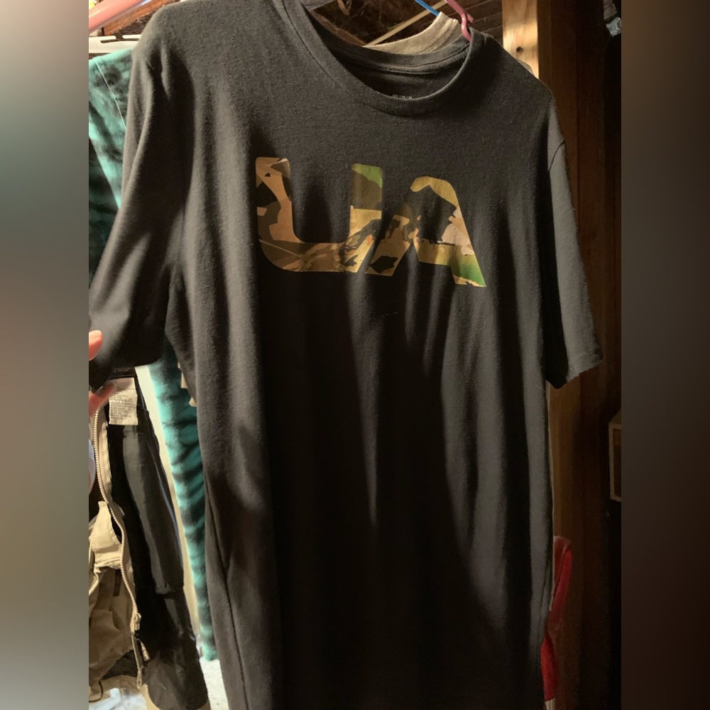 Under Armour Tee Shirt